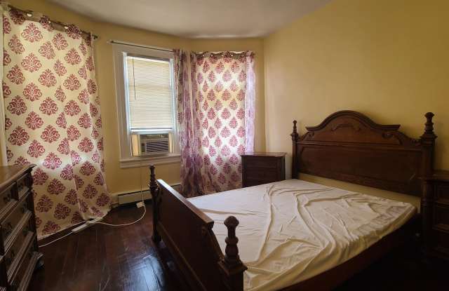 271 CLAREMONT AVE photos photos