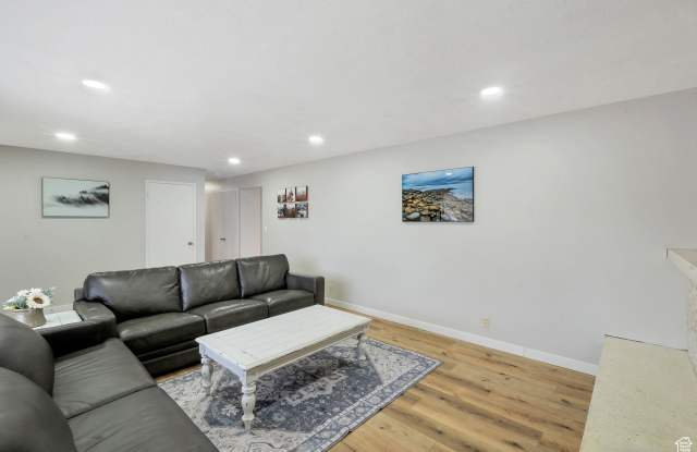 1530 W SOUTH JORDAN photos photos