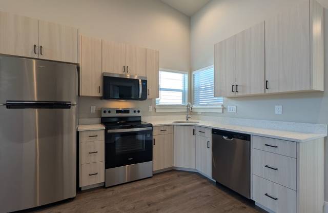 Great 2bed/1bath home with nice upgrades! photos photos