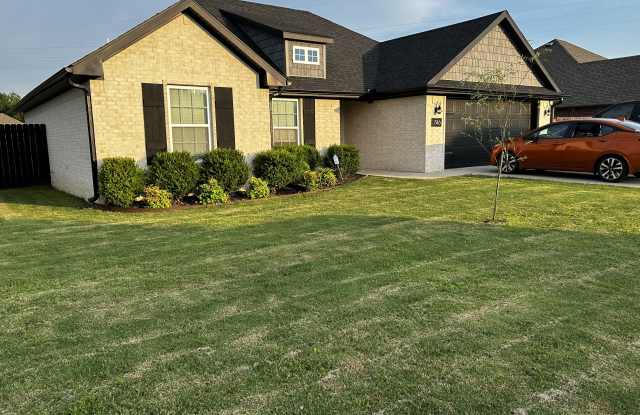 746 Roselawn Street photos photos