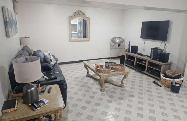5002 SINOPE Way Gallery 2