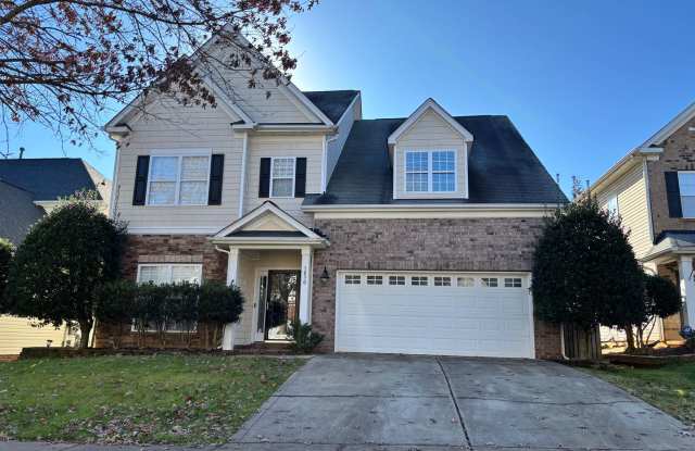 Stunning 5-Bedroom House near Stallings with Fenced in Yard photos photos