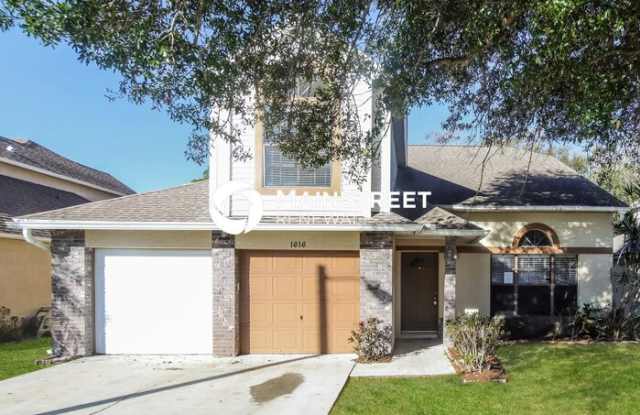 1616 Clover Circle photos photos