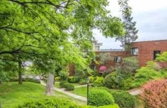 1577 N COLONIAL TERRACE photos photos