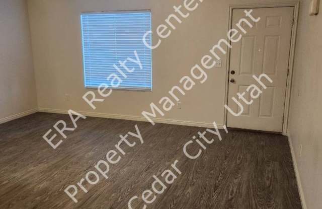 Move-In Discount!!!  3 bed 2 bath - Twin Home Gallery 4