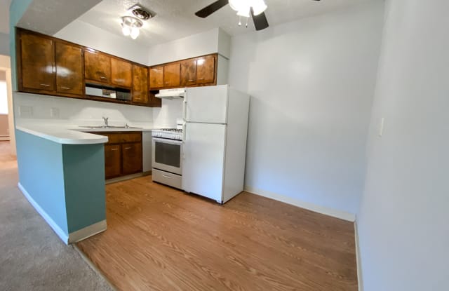 Maple Eastlake Apartments Gallery 4