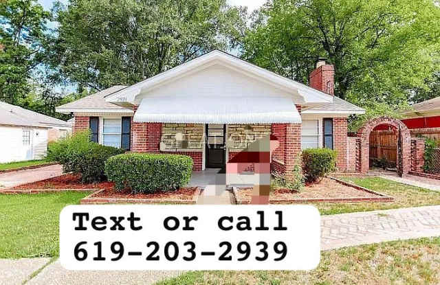 2935 E Wynnton Ln photos photos