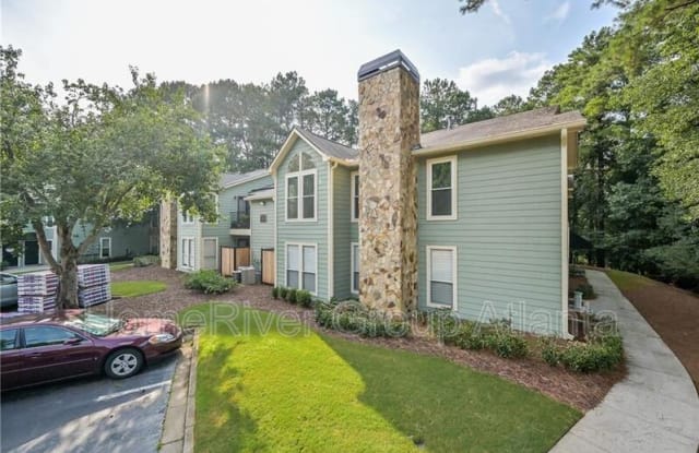 4105 Canyon Point Cir - 4105 Canyon Point Circle, Roswell, GA 30076