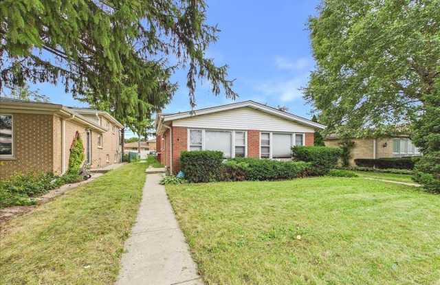 5007 Golf Road Gallery 1