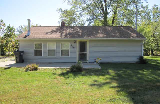 3001 W 100 S photos photos