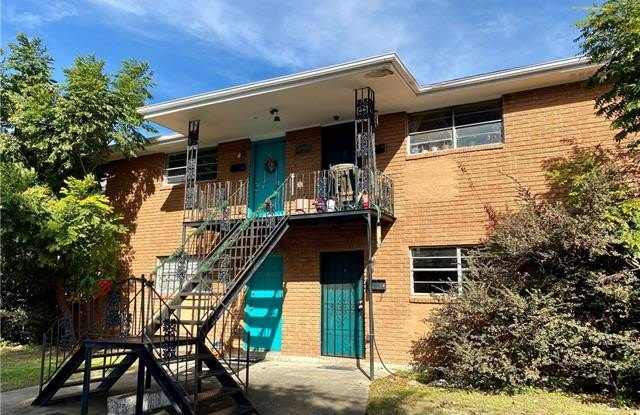 4801 DAUPHINE Street photos photos