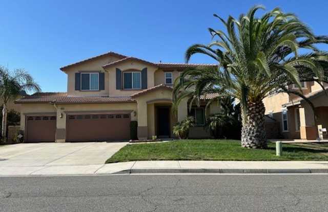 Luxurious 4-Bedroom View Home in Desirable Orangecrest Neighborhood photos photos