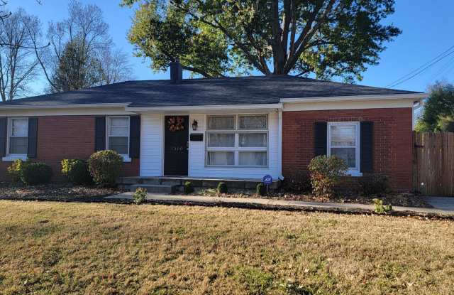 Clean 4 Bedroom Ready For Rent photos photos