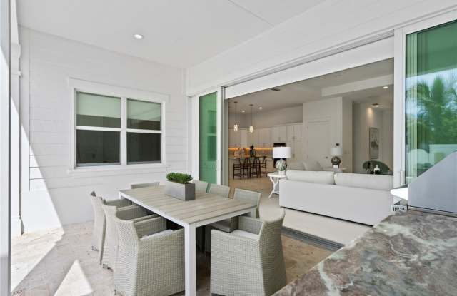 20 Strand Drive Gallery 4