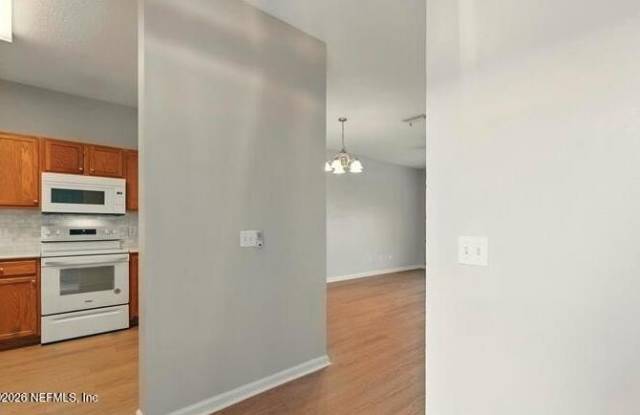 726 MIDDLE BRANCH WAY Gallery 3