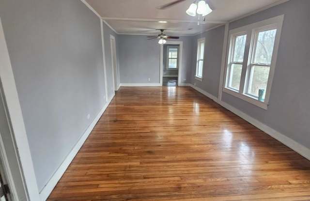 Home for rent in Malvern Gallery 3