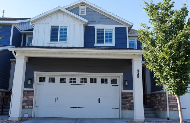 528 W Fox Chase Dr photos photos
