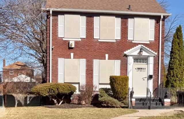5966 Eastlawn Street photos photos