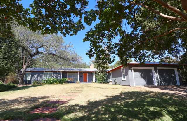Rare opportunity for amazing Hill Country Home on .44 acres! photos photos
