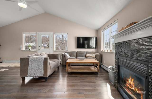 12590 Old Glenn Highway #A Gallery 4