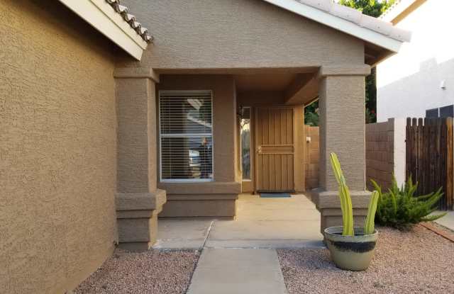 5002 W ORAIBI Drive Gallery 3