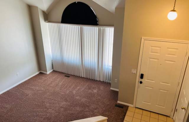Month to month lease - Beautiful South Ogden home for rent Gallery 4