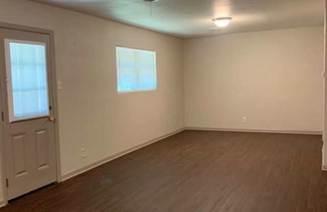 1400 Glendale - House photos photos