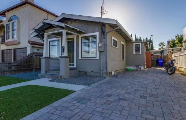 4494 Campus Ave photos photos