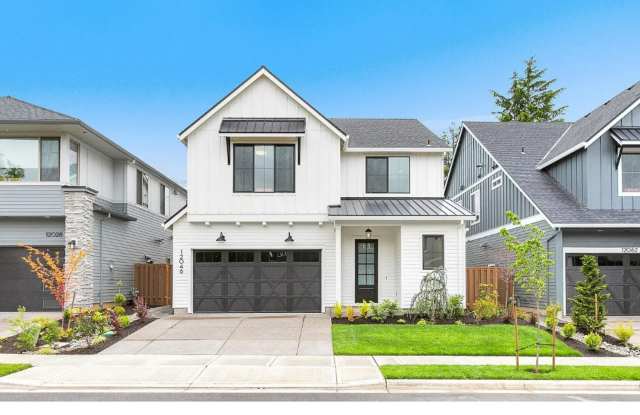 Stunning Bethany Farmhouse with Chef’s Kitchen, Media Room, Main-Level Suite & Luxury Designer Finishes photos photos