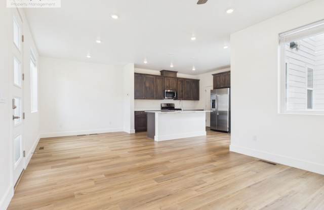 Private Bedroom Available in New Construction Home – Starting at $950/Month + Utilities photos photos
