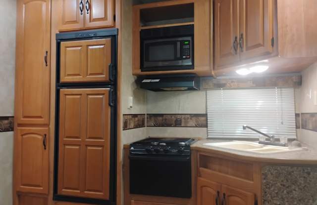 379 Co Rd 3425 - 379 County Road 3425, Wood County, TX 75765