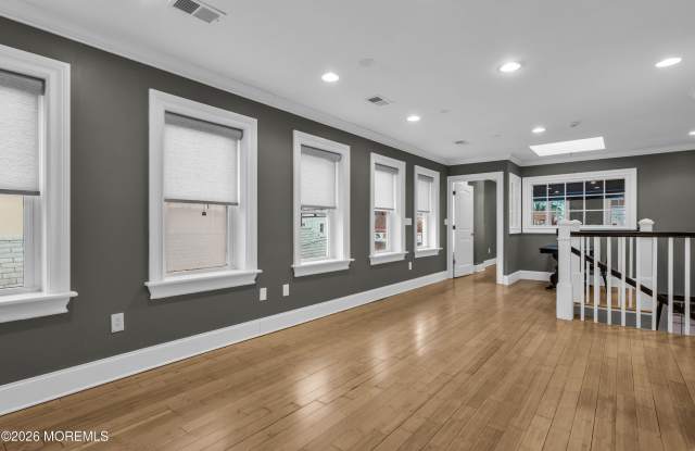 205 Bay Avenue photos photos