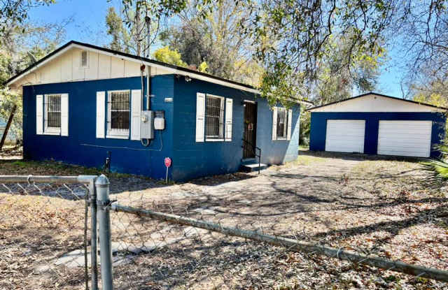 1360 West 21st Street photos photos