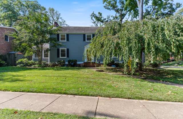 Charming Alexandria Home with Convenient Location Gallery 1