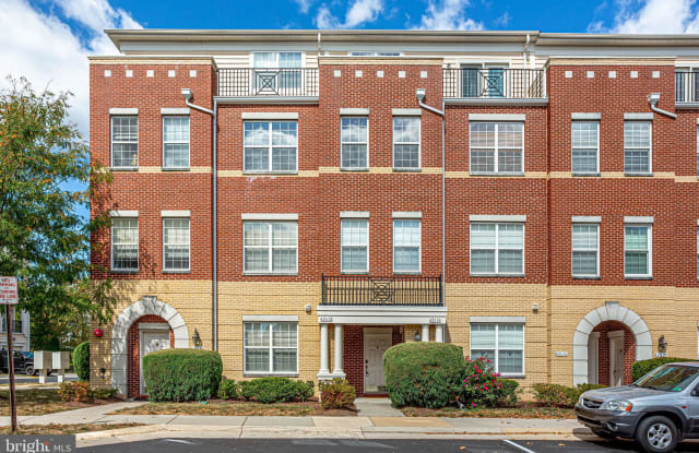42612 HIGHGATE TERRACE - 42612 Highgate Terrace, Brambleton, VA 20148
