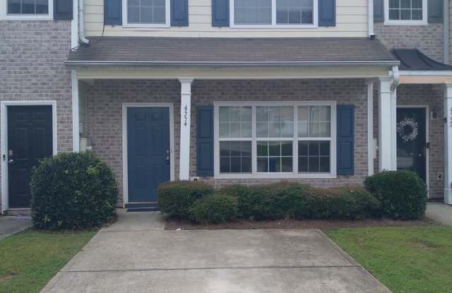 3 beds 2 bath property in Atlanta!! -- Security Deposit is NEGOTIABLE! photos photos
