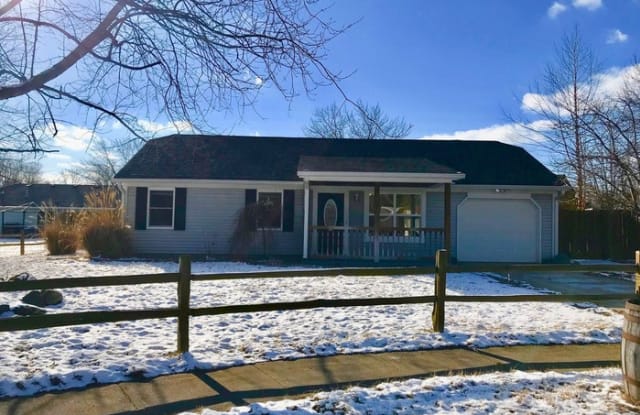 3230 Phoenix Circle - 3230 Phoenix Circle, Indianapolis, IN 46241