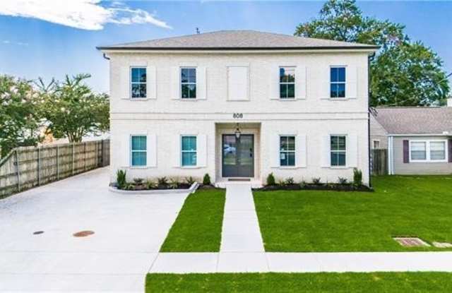 808 BONNABEL Boulevard photos photos