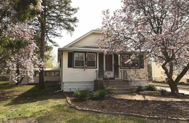 1853 187th St, photos photos