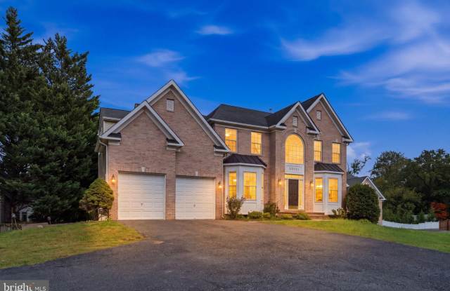 15621 QUINCE ORCHARD Road Gallery 1