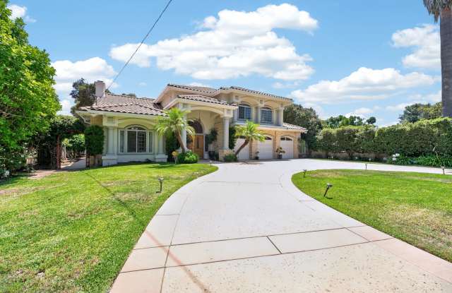 Executive Furnished Estate Home in Prestigious West Arcadia Gallery 4