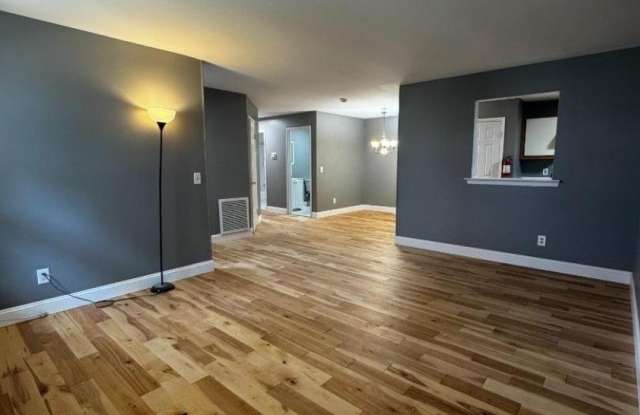 93 Kensington Dr photos photos