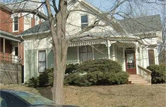 101 W. 7th. Street - Upper photos photos