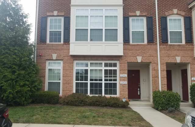 22800 FERNCREST TERRACE Gallery 2