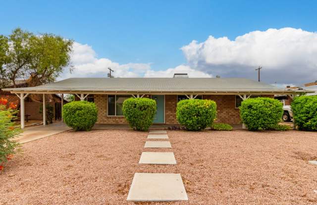 Beautifully Remodeled 3 bedroom Gem in South Scottsdale - 7435 East Palm Lane, Scottsdale, AZ 85257
