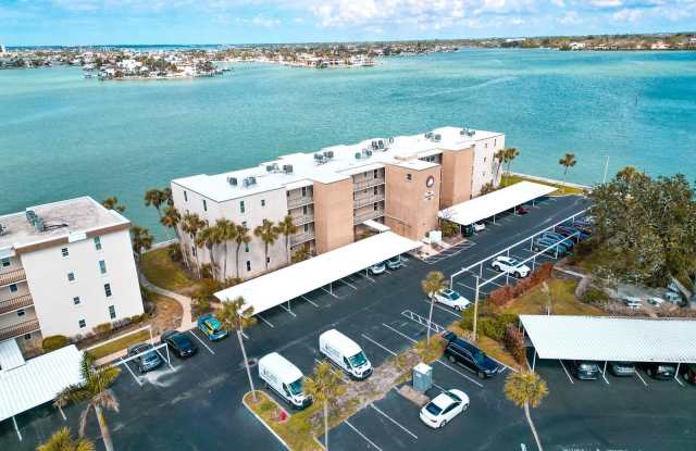 7910 SUN ISLAND Drive S photos photos
