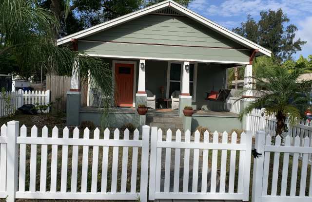 1000 Crescent Lake Drive North photos photos