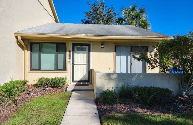 Charming 2 Bedroom, 2 Bath photos photos