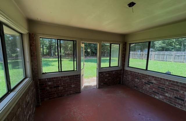 150 Shelly Lane Gallery 4