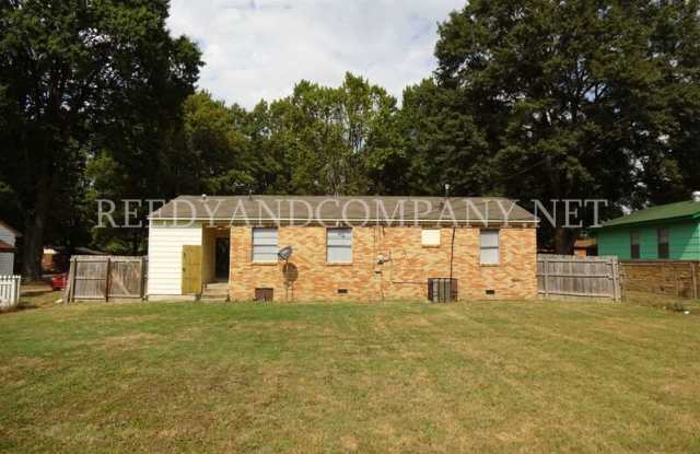 1645 Kilarney Ave photos photos